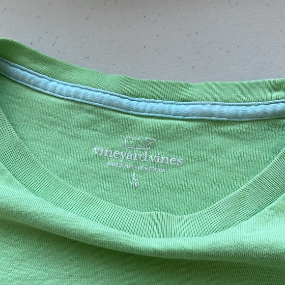 Vineyard Vines T Shirt size Large (16) - Picture 6 of 7